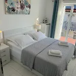 Apartment Sea